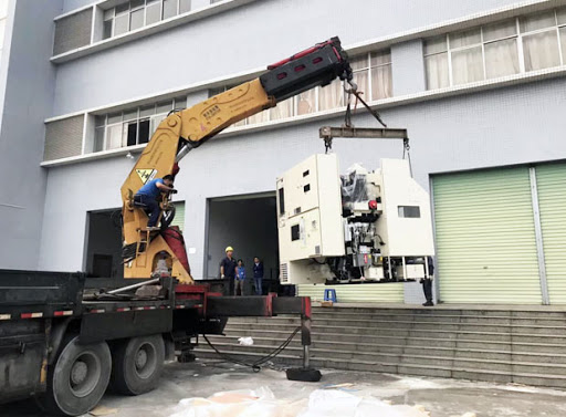 無錫設備搬運公司告訴你：大型設備起重吊裝的做法和注意事項有哪些？